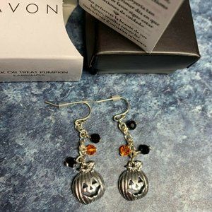 Lot of 10 Avon Halloween Trick or Treat Pumpkin Dangle Earrings New in Boxes